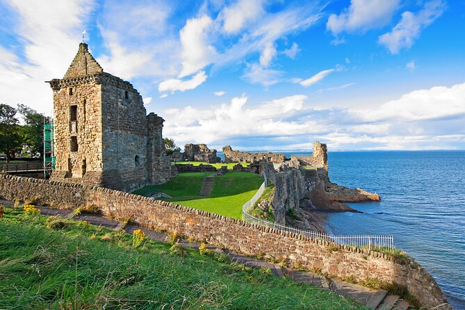 Privately Guided St Andrews & Fife Day Tour from Edinburgh - What the private Mercedes minivan changes