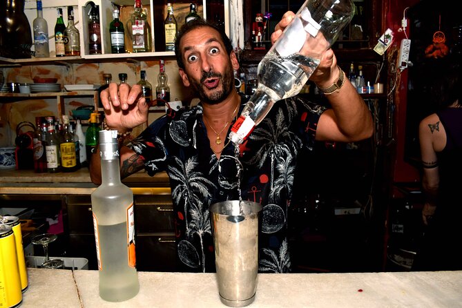 Pub Crawl in Edinburgh - Five Old Town venues in about five hours