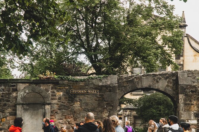 Tales from the Crypts: Ghouls, Graves and Ghostly Tales - Deacon Brodie and Edinburgh’s double lives