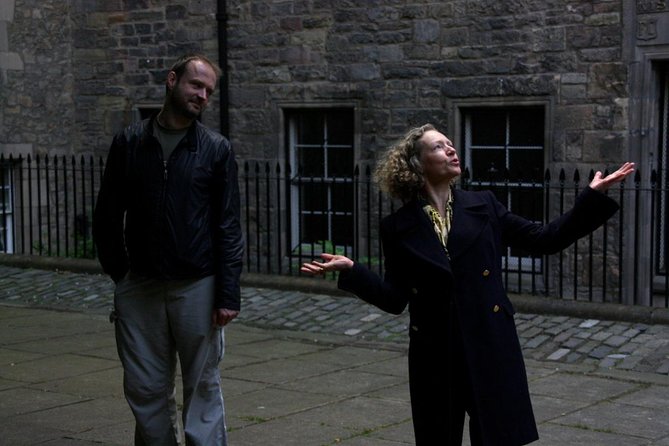The Edinburgh Literary Pub Tour - The actor guides are the main attraction