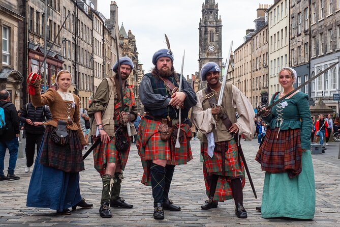 The History Behind Outlander Tour - Starting at the Royal Mile and Mercat Cross