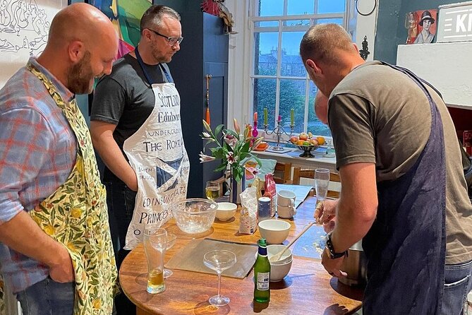 Traditional Scottish Cooking Class & Dinner with Edinburgh Local - Shortbread, tea, and a tartan-wrapped farewell