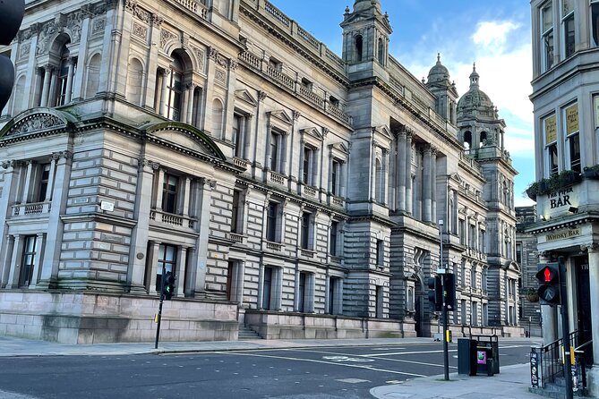 Walking Tour of Glasgow - The guides are the main reason to choose this tour