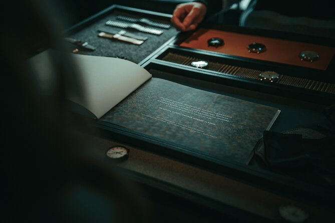 Watch Building Experience - St Andrews - Adding a personal engraving